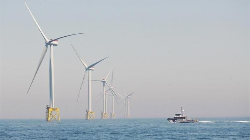 Mariner boat travels through east anglia